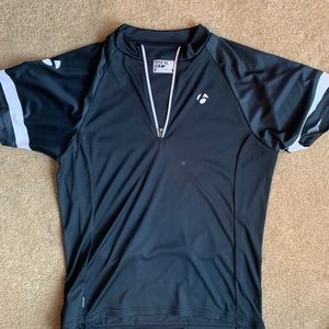 Women’s Cycling Shirt NWT
